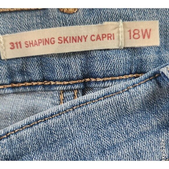 25 Levi Strauss shaping, skinny, Capri - Picture 4 of 7